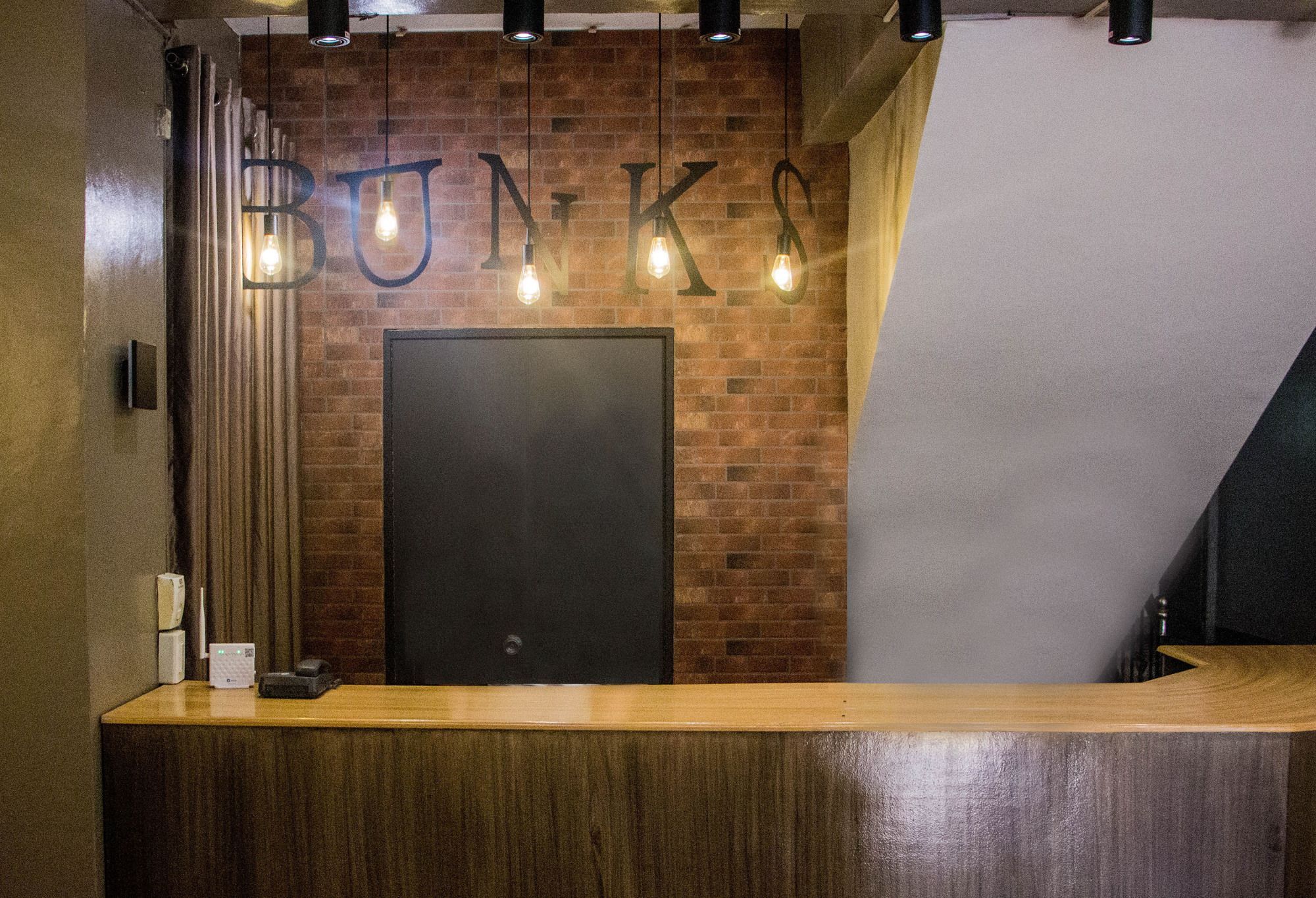 Bunks Hostel (Adults Only) Cebu Exterior foto