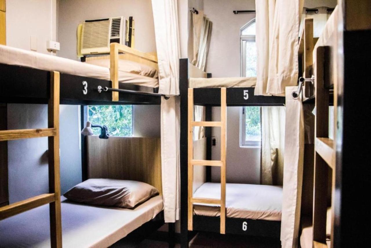 Bunks Hostel (Adults Only) Cebu Exterior foto