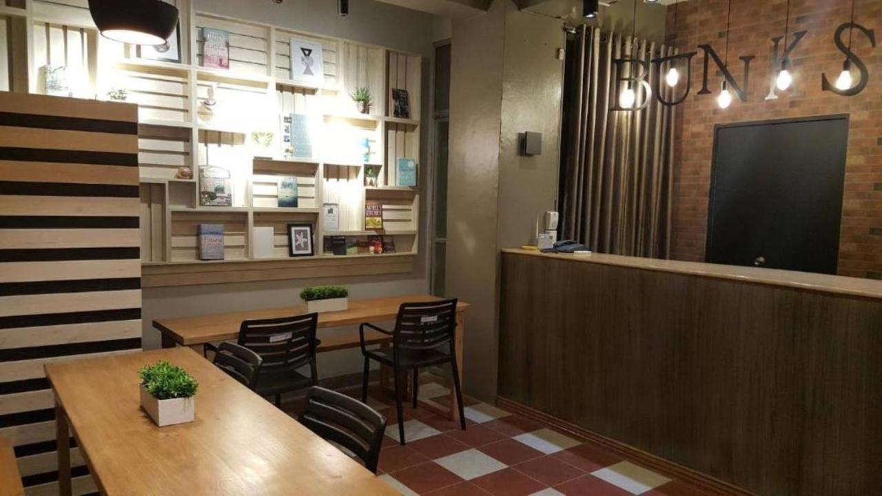 Bunks Hostel (Adults Only) Cebu Exterior foto